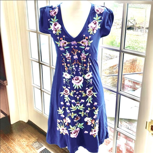 Johnny Was Dresses & Skirts - JOHNNY WAS EMBROIDERED COTTON DRESS